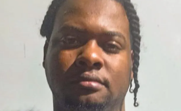 Policía de El Salvador apresa hombre buscado por homicidio en República Dominicana