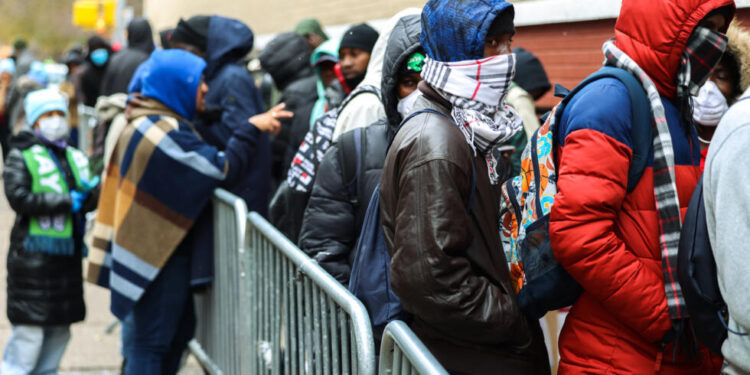 Distribuirán US$38 millones para apoyar a solicitantes de asilo en la ciudad de Nueva York