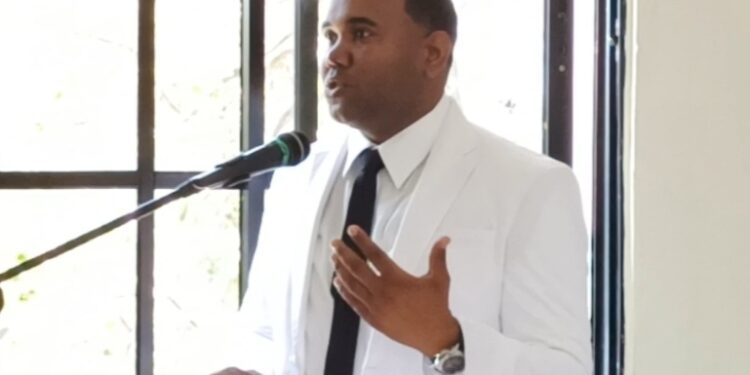 Potióco asume Alcaldía de Neyba