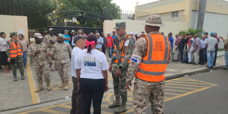 Hombre muerió de un infarto cuando acudió a votar en Dajabón