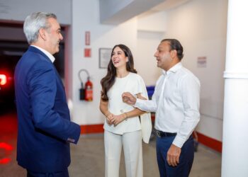 Abel recibió en su casa de la capital a Abinader