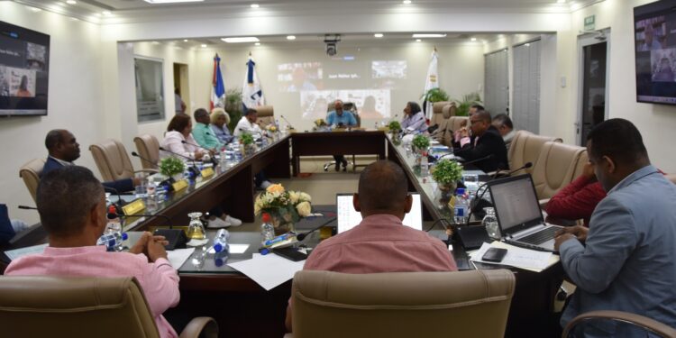 ADP cede, pero deja claro buscará el otro 10 % el próximo año escolar