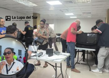 Junta electoral de Barahona revisa material electoral