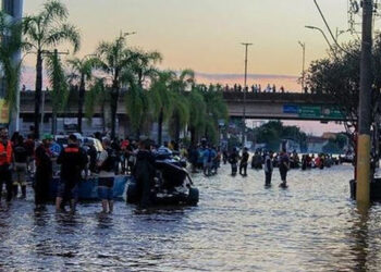 Elevan a 165 muertos por lluvias en Brasil