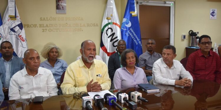 ADP da 3 días al Minerd