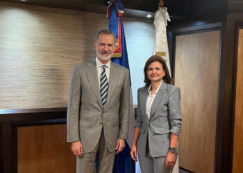 Felipe VI viene a juramentación de Abinader