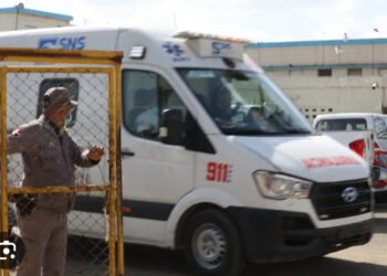 Privados de libertad resultan heridos en pelea en cárcel de Barahona