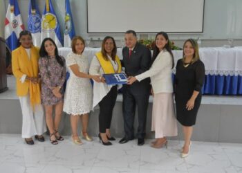 UASD entrega certificados de diplomado en Salud Sexual Reproductiva