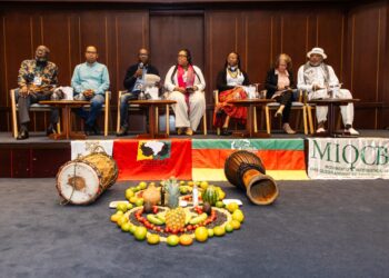 Afirman modelo turístico destruye biodiversidad y desplaza población