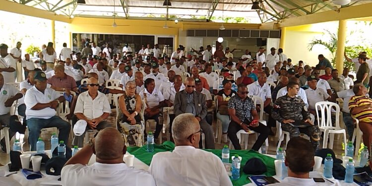 Veteranos de las FF.AA. y P.N. «héroes olvidados»