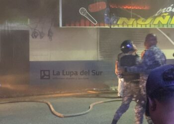 #AHORA fuego en electrónica Núñez