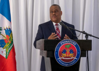 Garry Conille: «dialogamos si deponen las armas»