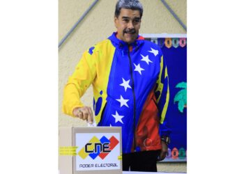Maduro votó
