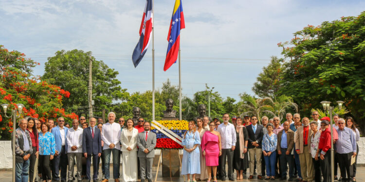 Venezuela conmemoran 213 aniversario de Independencia