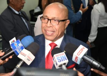 PRM hace «advertecia» a sus legisladores