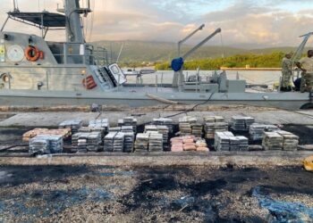 Incautan en costa Barahona 556 paquetes de cocaína y 69 de marihuana