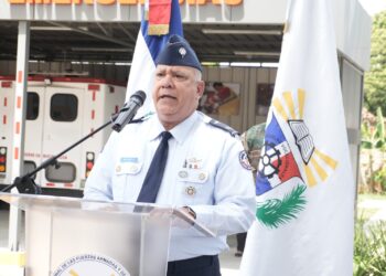 Posesionan nuevo director Escuelas Vocacionales