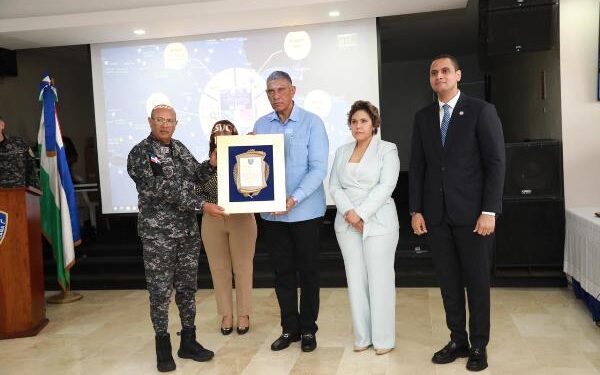 Reconocen «aportes» de Chu a «seguridad ciudadana»