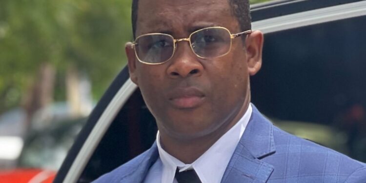 Propuesta del tipo penal de violación sexual en el ciberespacio cometido por un adulto contra un niño, niña o adolescente