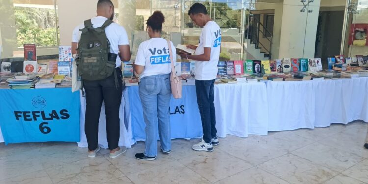 Feflas apertura «Feria del Libro» en Recinto Barahona