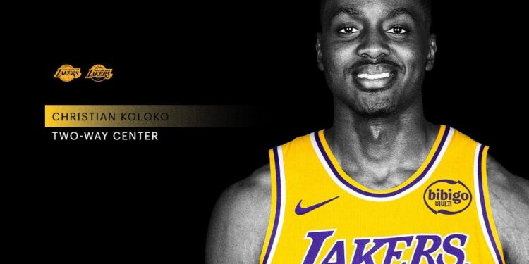 Los Lakers firmaron al agente libre Christian Koloko