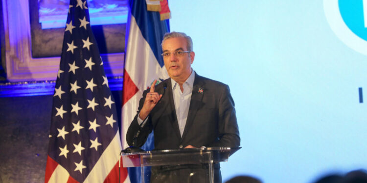 Abinader da «ultimátum» a colaboradores que no han presentado sus declaraciones