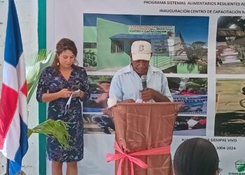 Azuanos no «olvidan» a Juan Andújar