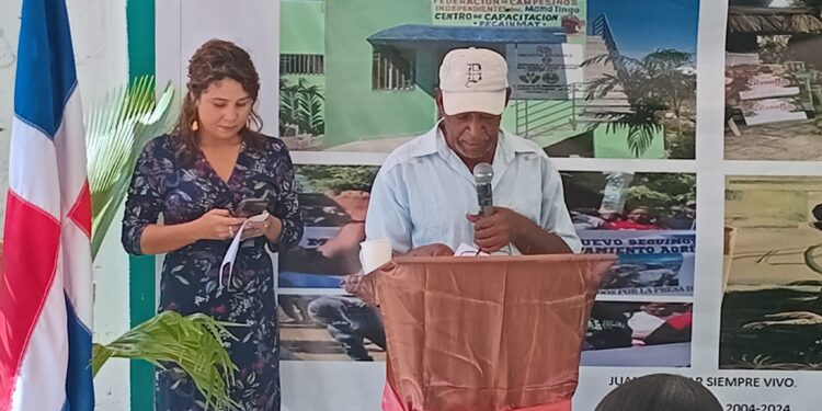 Azuanos no «olvidan» a Juan Andújar