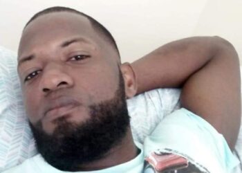 Narra último aliento de vida de su novio asesinado para robar su motor