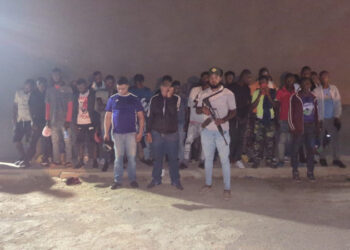 Conductor de camión «detenido» por transportar extranjeros