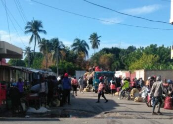 ERD Y PN vigilan mercado binacional de Pedernales