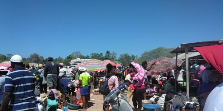 Cierran hoy mercado binacional en Pedernales