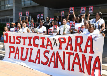 Mujeres exigen justicia por Paula