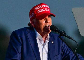 Trump afirma es el único que «evitaría» tercera guerra mundial