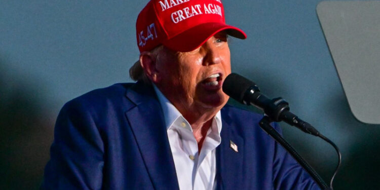 Trump afirma es el único que «evitaría» tercera guerra mundial