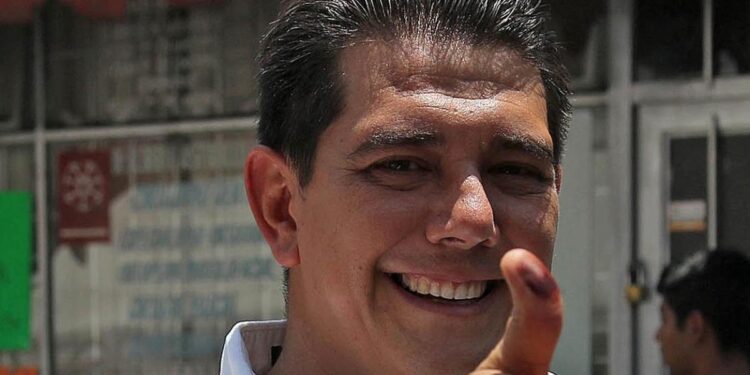 A una semana de asumir «decapitan» alcalde México