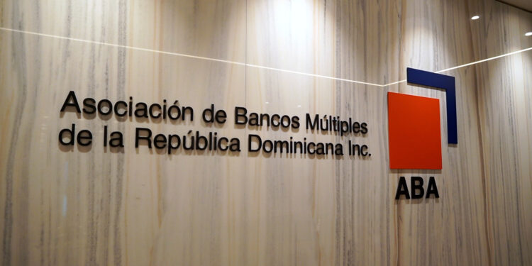Bancos defenderán a ahorrantes ante reforma fiscal