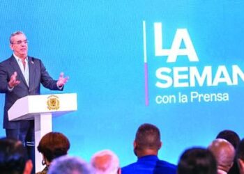 «Paquetazo fiscal» del gobierno contempla aumento salarial