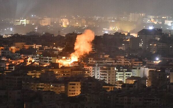 Al menos 22 muertos y 100 heridos en bombardeos israelíes en Beirut