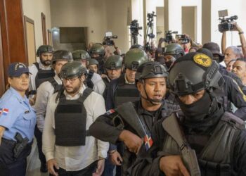 Llevan «camaleones» a Najayo