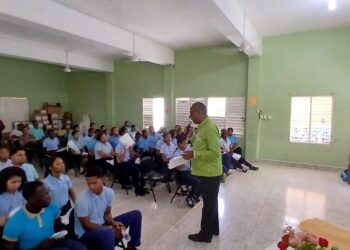Resaltan aportes de Comedores a la UASD Recinto Barahona