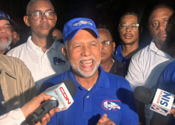 Primer boletín da como virtual vencedor de las elecciones ADP a Eduardo Hidalgo