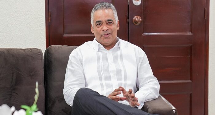 Joel Santos participará en la IX Semana de la Energía en Paraguay