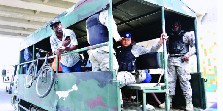Migración concluye «caza» este viernes con 1,782 haitianos detenidos