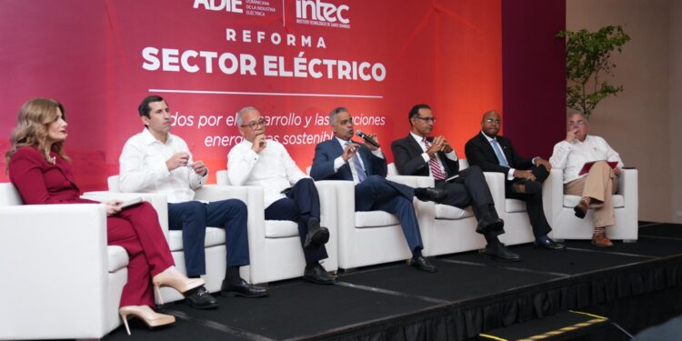 Desarrollan proyectos de generación eléctrica