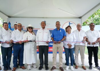 Ya «tienen luz» los 395 residentes de Sabana Inaje