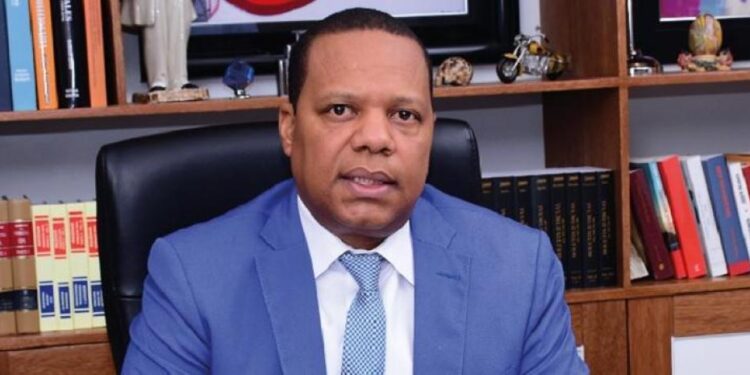 Director de Pro Consumidor, Eddy Alcántara,  aseguró que Worldcoin no tiene domicilio en el país