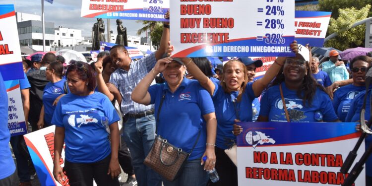 Profesorado «alerta» ante reforma laboral