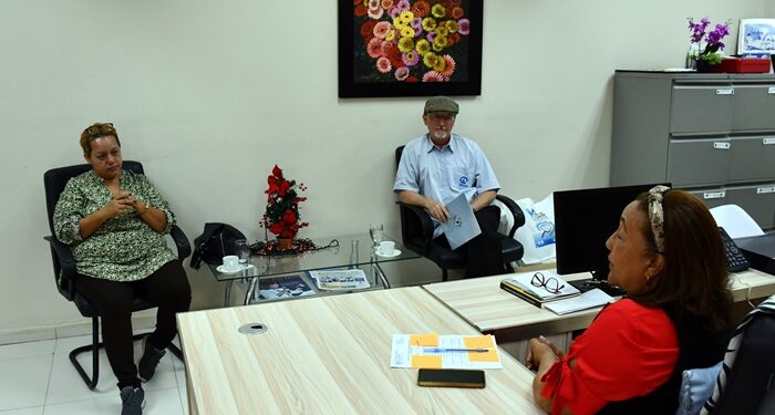 Plan Internacional fortalecerá apoyo a la UASD Recinto Barahona