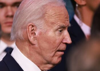 Biden autoriza a Ucrania uso de minas terrestre antipersona